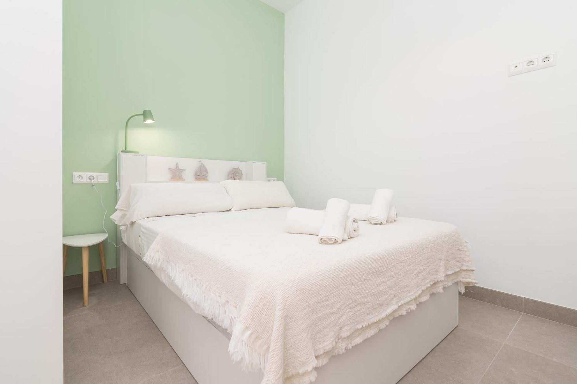 Suite Homes Alice Valentin マラガ エクステリア 写真